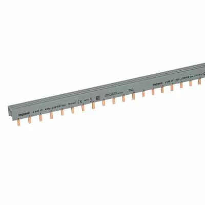 Peigne d\'alimentation t�trapolaire HX� traditionnel pour bornes � vis - longueur 12 modules maximum 3 appareils (404945)
