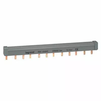 Peigne d\'alimentation tripolaire HX� traditionnel pour bornes � vis - longueur 12 modules maximum 4 appareils (404942)
