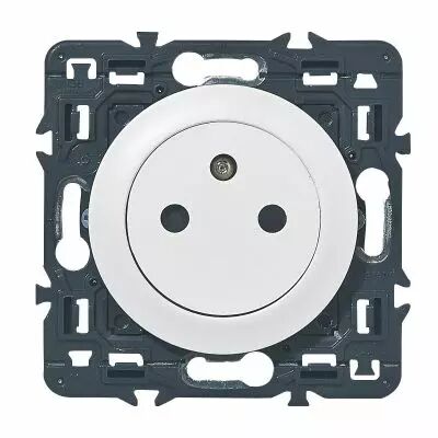 Prise de courant avec terre C�liane Surface - Blanc (099703)