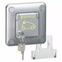 Prise Green\'up Access - 3,2 kVA-mode 2 - IP55-IK10 - encastr� - volet verrouill� (077898)