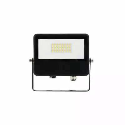 Projecteur LED ext�rieur SKY 20W SWITCH NOIR 3.000K-4.000K-5.000K (4683)