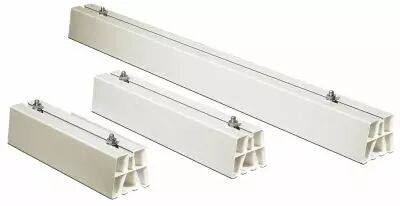 Sol plat (� poser sur dalle b�ton) Supports sol en PVC blanc par 2 + visserie (809532)