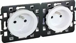SQUARE PC Double 2P+T pr�cab. BLC (60263)