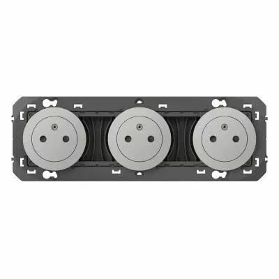 Triple prise de courant 2P+T Surface dooxie 16A pr�c�bl�es finition alu (600433)